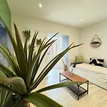 Tour D\'Auvergne - Appartements En Plein Centre Ville, Proche De La Cathedrale Et De La Place De Jaude